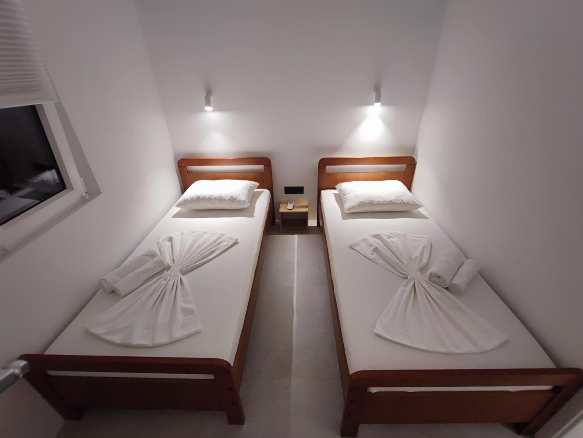 Astramaris Apartments Donji Okrug  Ngoại thất bức ảnh
