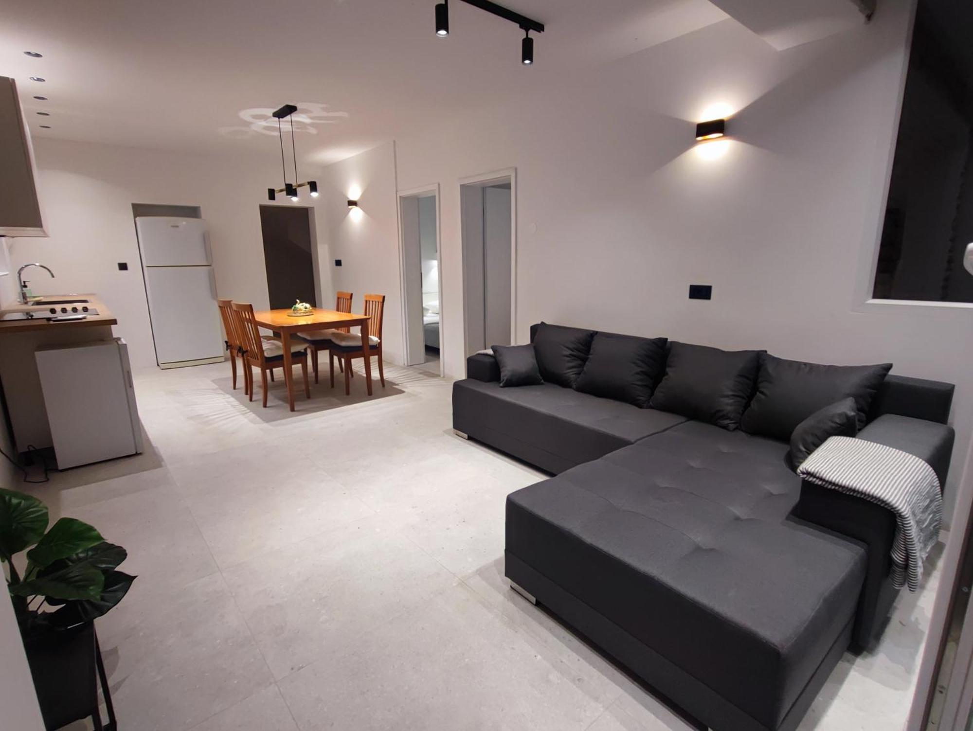 Astramaris Apartments Donji Okrug  Ngoại thất bức ảnh