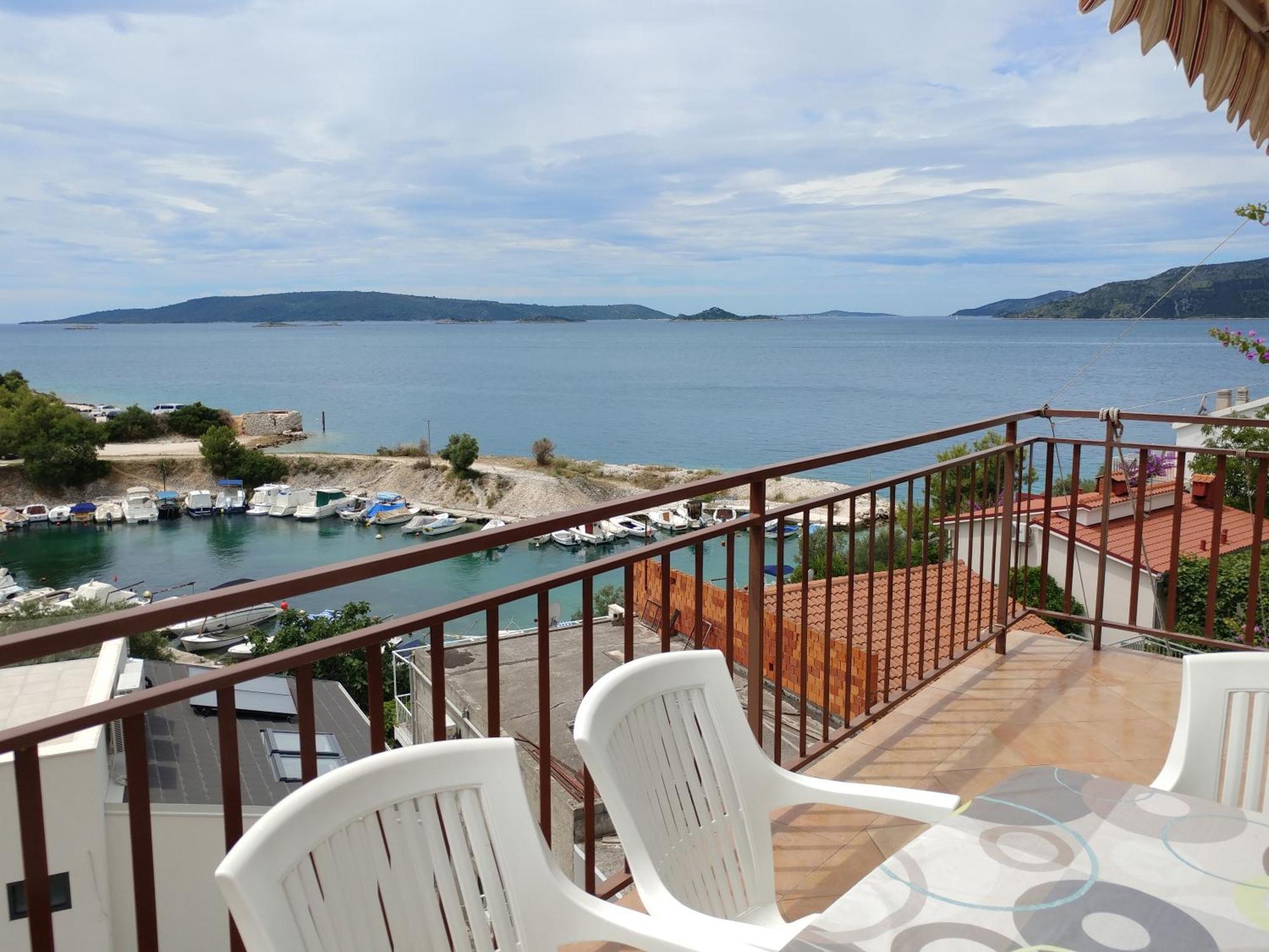 Astramaris Apartments Donji Okrug  Ngoại thất bức ảnh